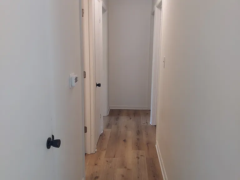311 Stewart Dr — Photo 4