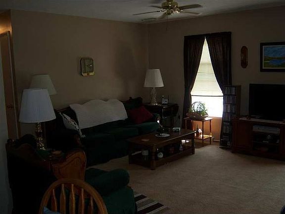 4th image of 9795 Independence Dr #2B