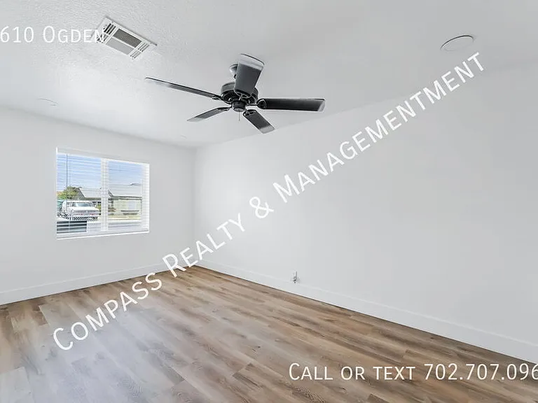 1610 E Ogden Ave — Photo 27