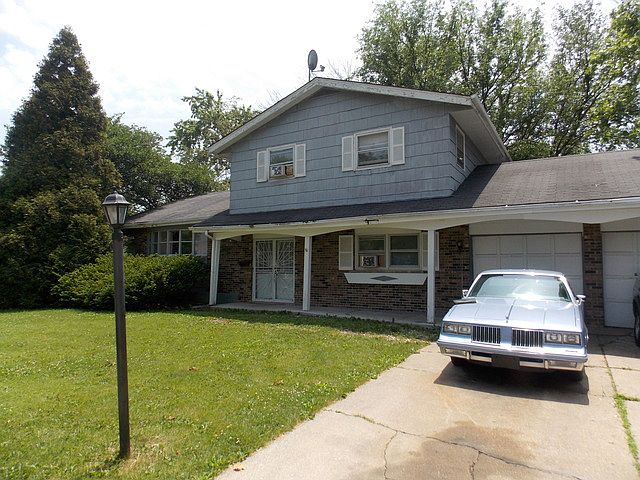 1st image of 4417 175th Pl