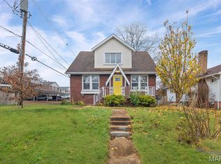 14 S 87th St, Belleville, IL 62223