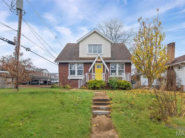 14 S 87th St, Belleville, IL 62223