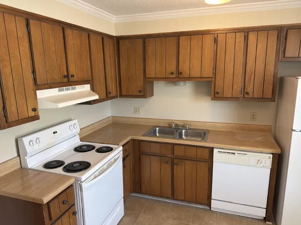 2 Oakland Ave #B, Inman, SC 29349