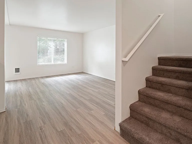 Kensington Townhomes — Photo 33