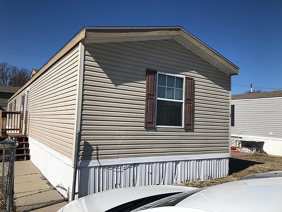 3rd image of 1919 Northwind Dr #5