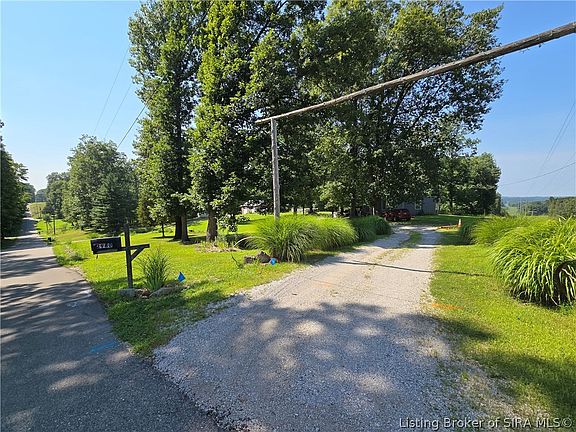 5th image of 2980 E Banet Road