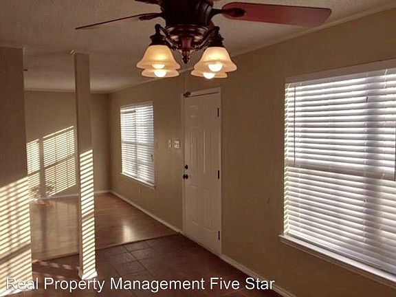 3rd image of 1775 Circle Creek Dr