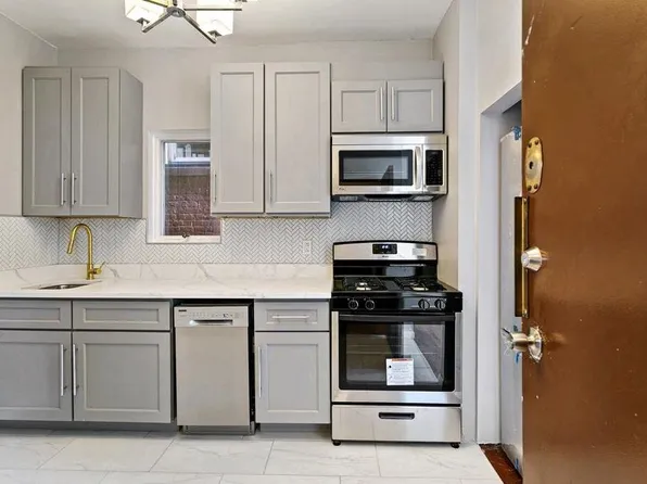 475 Palisade Avenue image 3 of 16