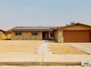 3901 W Capella Dr, Barstow, CA 92311