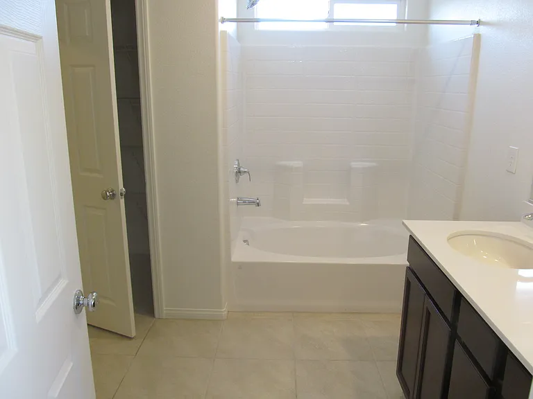 9166 Windsor Wood St — Photo 13
