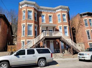 1535 Bluff St #1537, Dubuque, IA 52001