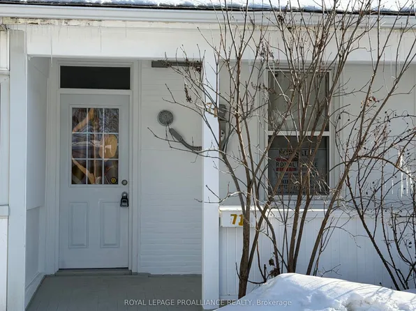 71 Buell St, Brockville, ON K6V 4Y4