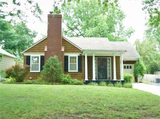 1001 W 77th St, Kansas City, MO 64114