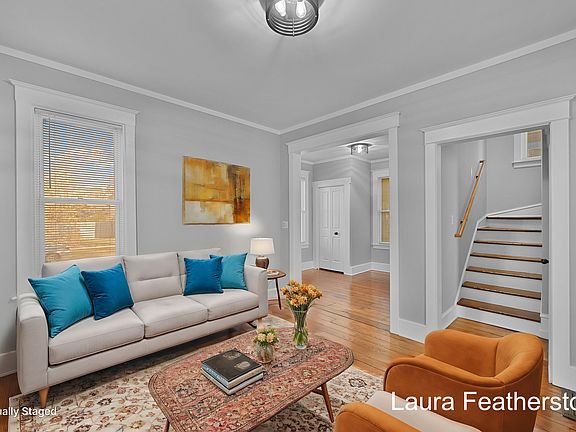2nd image of 124 Dale St NE