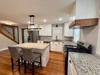 121 Elliott Drive - 1 — Photo 3