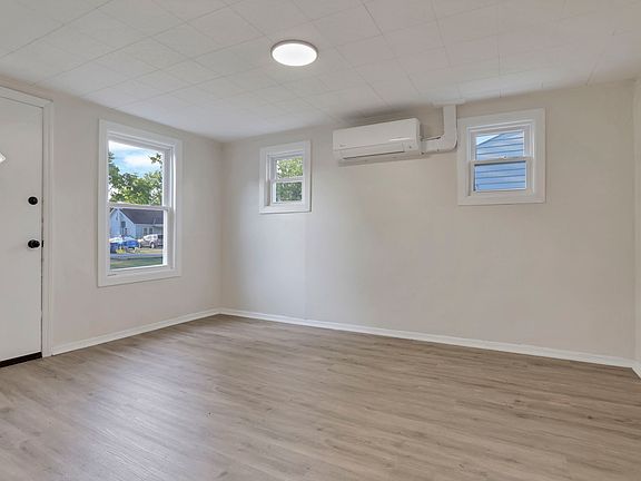 2nd image of 561 Erickson Ave