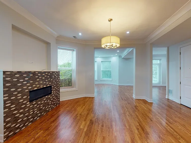 3967 S Drexel Blvd — Photo 6