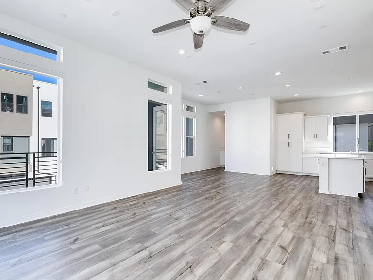 180 Sawbuck — Photo 14