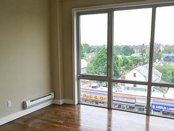 5th image of 190-17 Hillside Ave #2