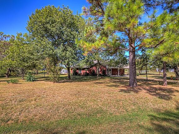 3rd image of 2455 Vz County Road 2624