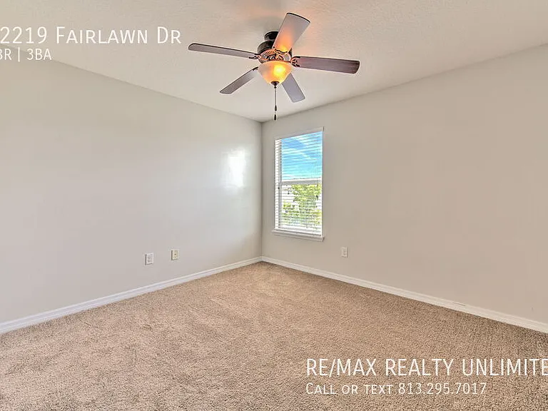 12219 Fairlawn Dr — Photo 28