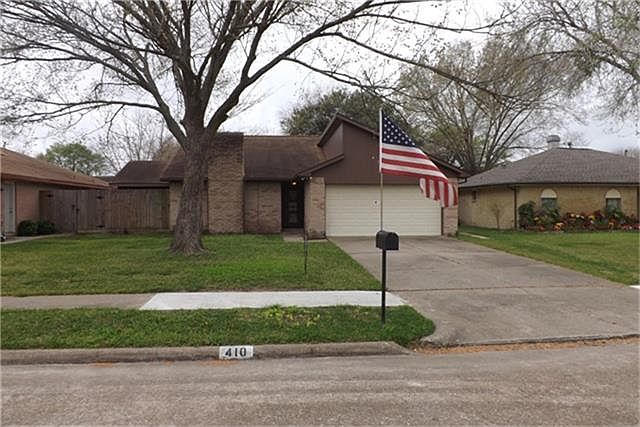 1st image of 410 Live Oak Dr