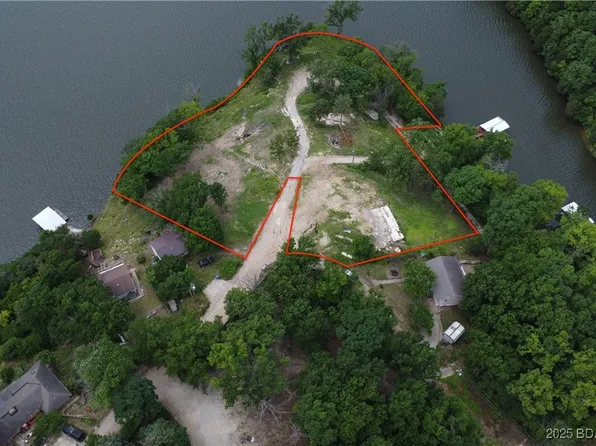 226 Chimney Rock Rd, Camdenton, MO 65020