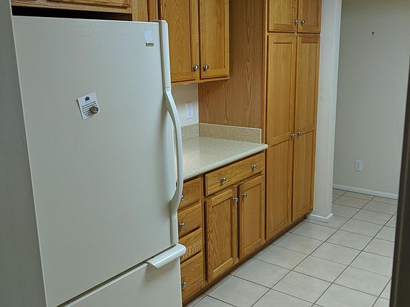 3rd image of 5550 N 12th St Unit 6