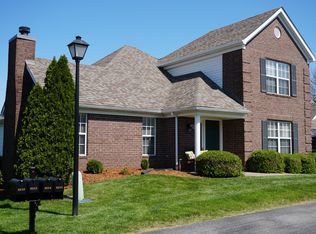 8213 Eagle Creek Dr, Lyndon, KY 40222