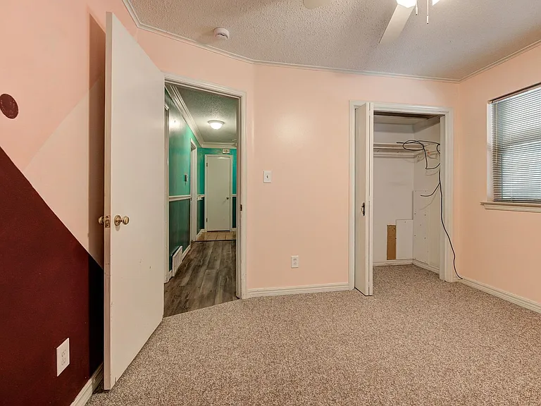 6004 NW 27th St — Photo 24