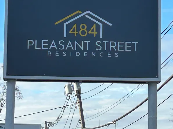 484 Pleasant St #5, Brockton, MA 02301