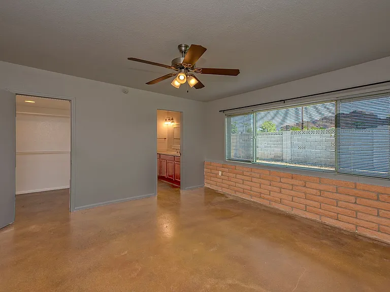 4456 E Campbell Ave — Photo 6