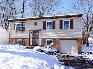 10013 Pippin Rd, Cincinnati, OH 45231