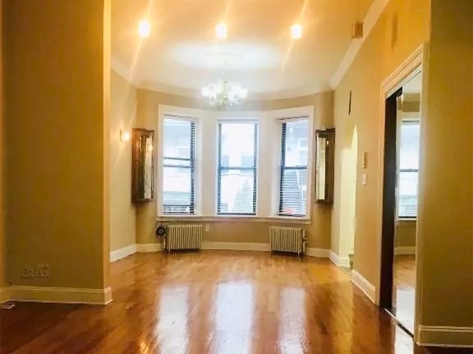 1st image of 6057 Catalpa Ave Unit 1