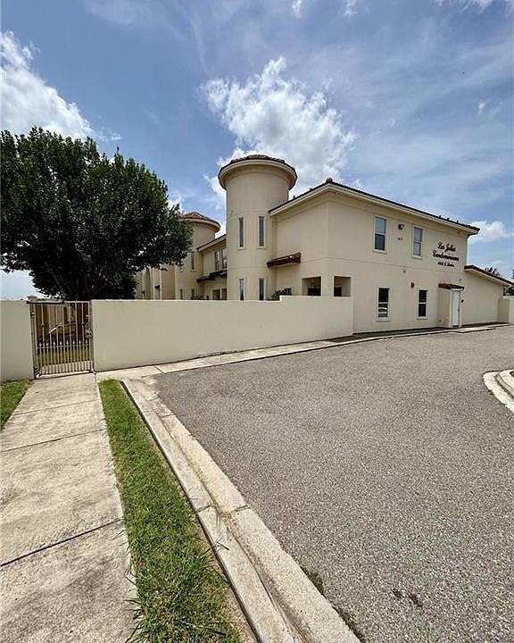 1st image of 1412 E Keeton Ave #25
