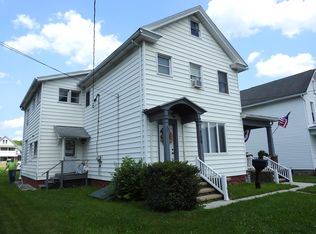 708 W 15th St, Tyrone, PA