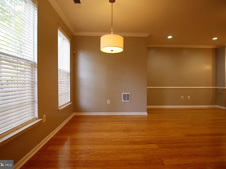 2415 Rainswood Ln — Photo 27