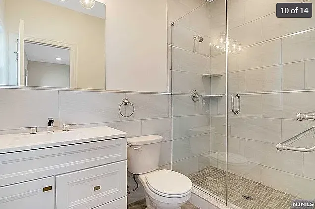 741 Forest St #1 — Photo 6