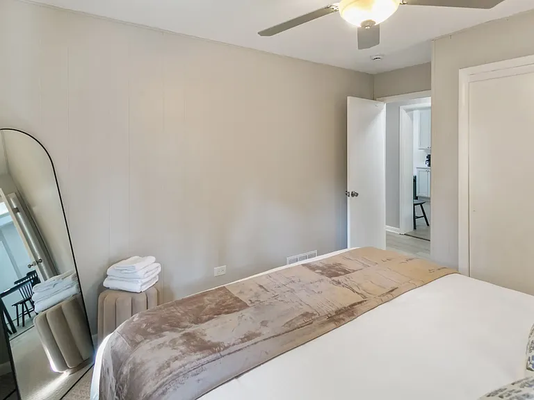 336 Leith Ave — Photo 19