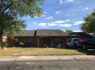 8346 Echo Willow Dr, San Antonio, TX 78250