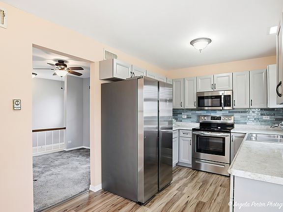 5th image of 7112 Nassau Ct