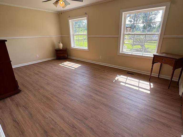 4905 Oak Hill Dr — Photo 9
