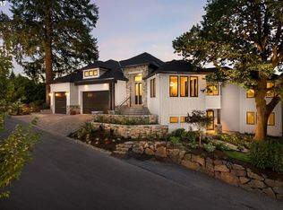 13912 Goodall Rd, Lake Oswego, OR 97034