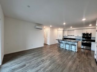 1404 Mauro Pietro Dr APT 306, Petaluma, CA 94954