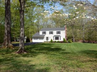 200 Red Oak Rd, Fairfield, CT 06824