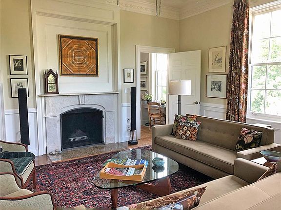 3rd image of 157 Waterman St #24