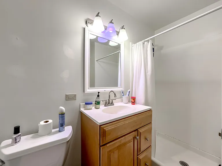 6711 N Sheridan Rd #S2 — Photo 20
