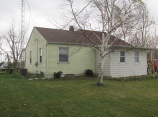 8038 Jefferson Rd, North Branch, MI 48461