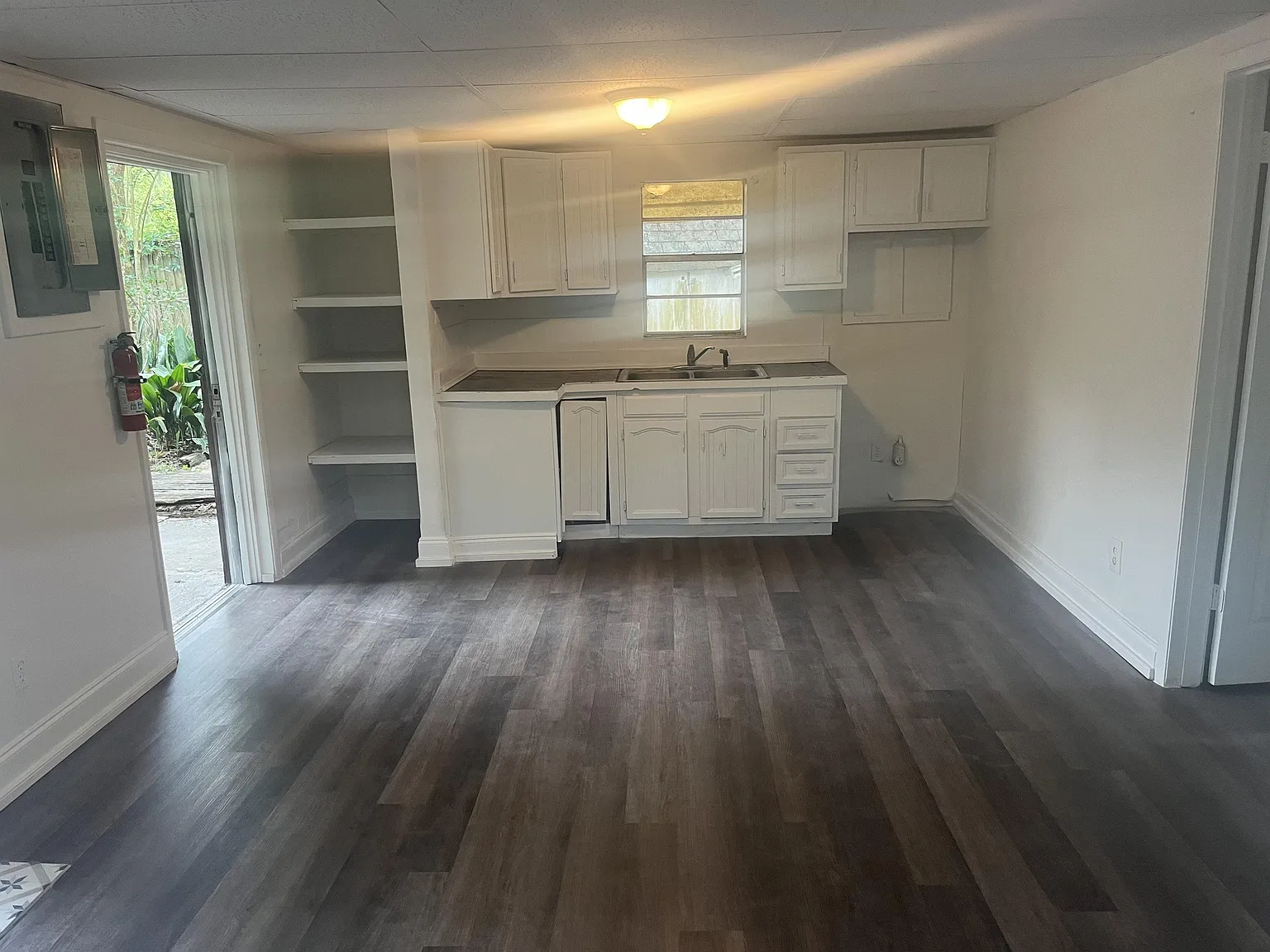 1386 Pullen Rd 1/1 HOUSE - 1 — Photo 4