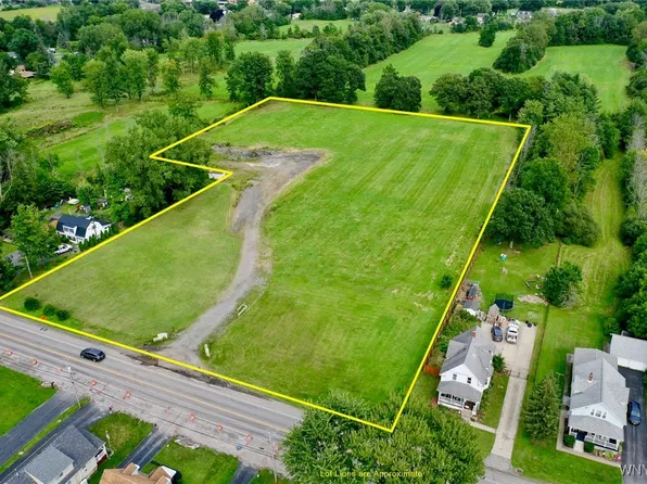 6919 Ward Rd #54, Niagara Falls, NY 14304